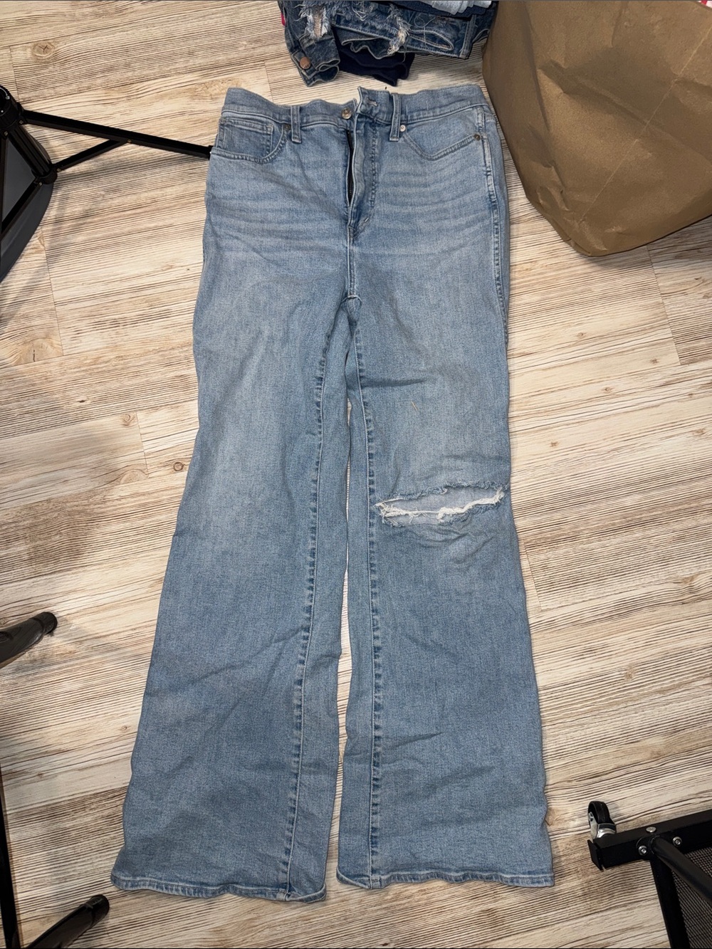 Light Blue Distressed Wide-Leg Women’s Jeans